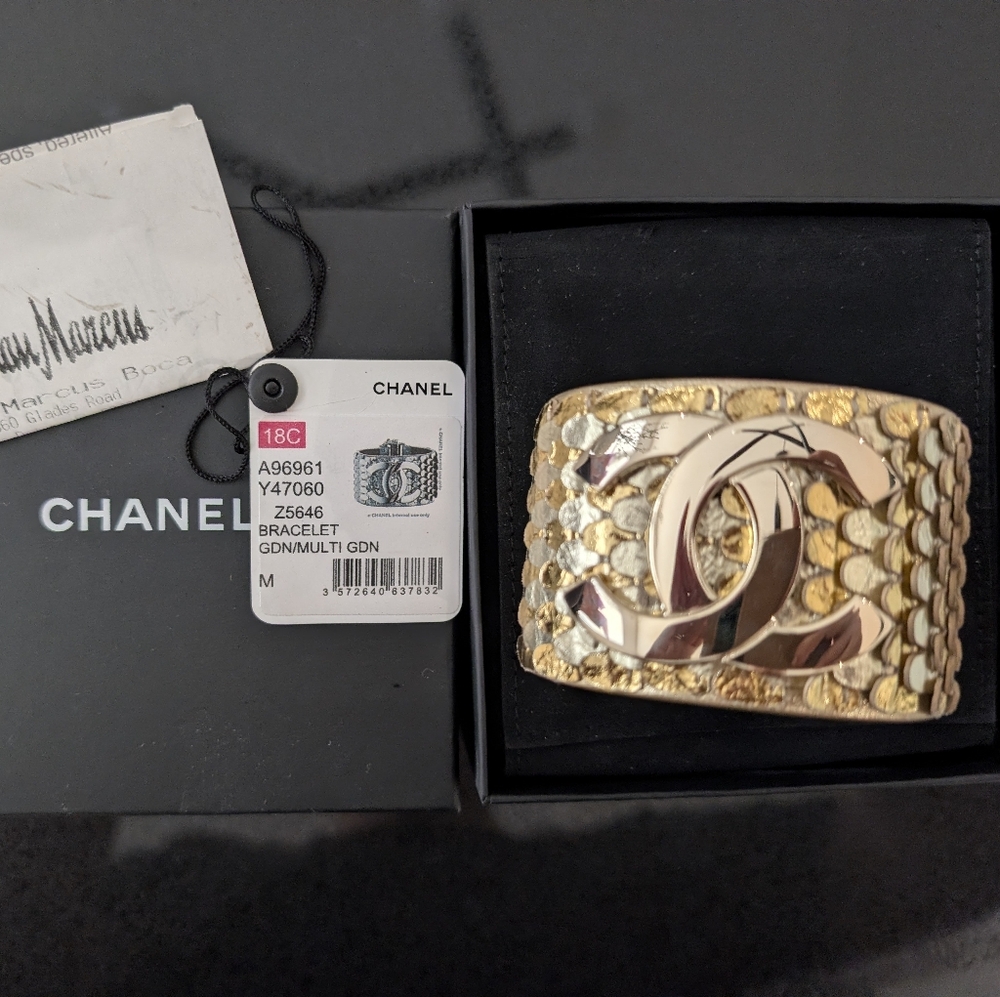 CHANEL Gold and Silver Cuff Bracelet - Picture 3 of 5